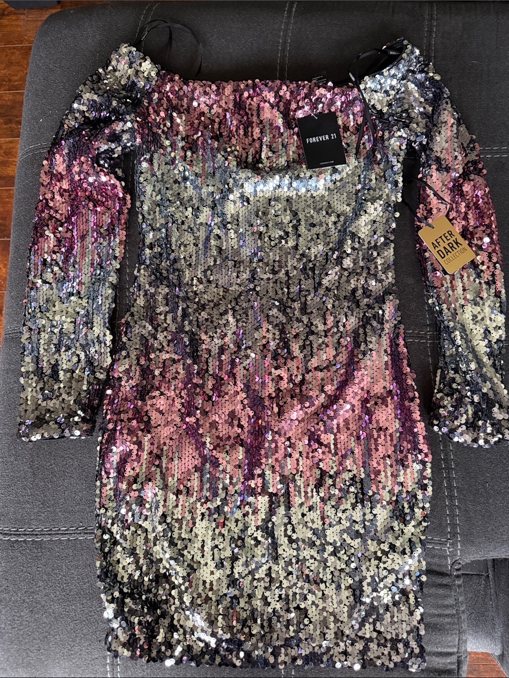 🆕 Forever 21 Pink and Silver Sequin Mini Dress 🆕